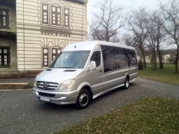 mercedes_sprinter_518_1